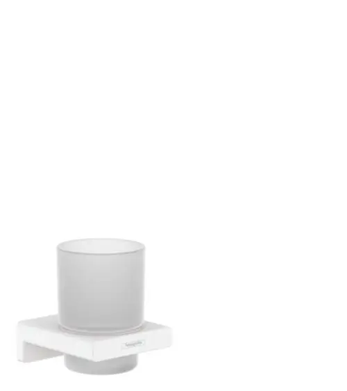 Zahnputzbecher von Hansgrohe in Mattweiß auf einem stabilen, weißen Halter. Der Becher hat eine leicht transparente Oberfläche und ist kreisförmig.